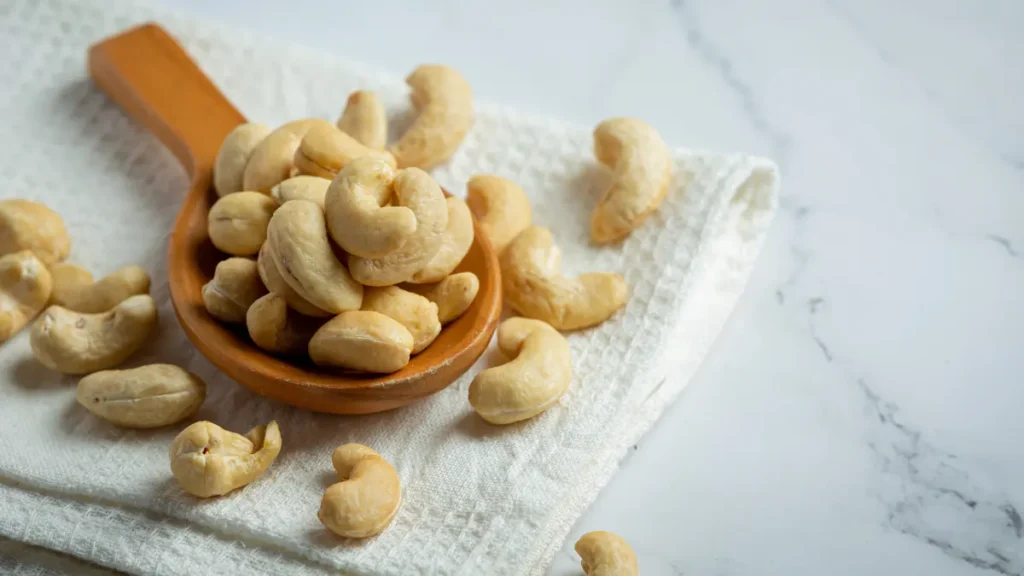 Cashew nutrition