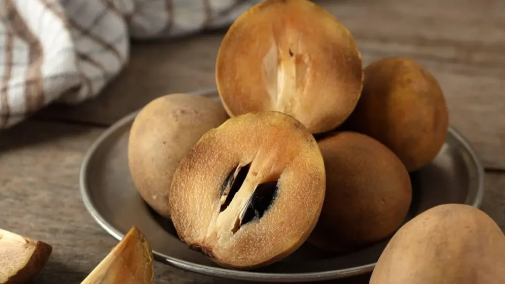 Chikoo benefits