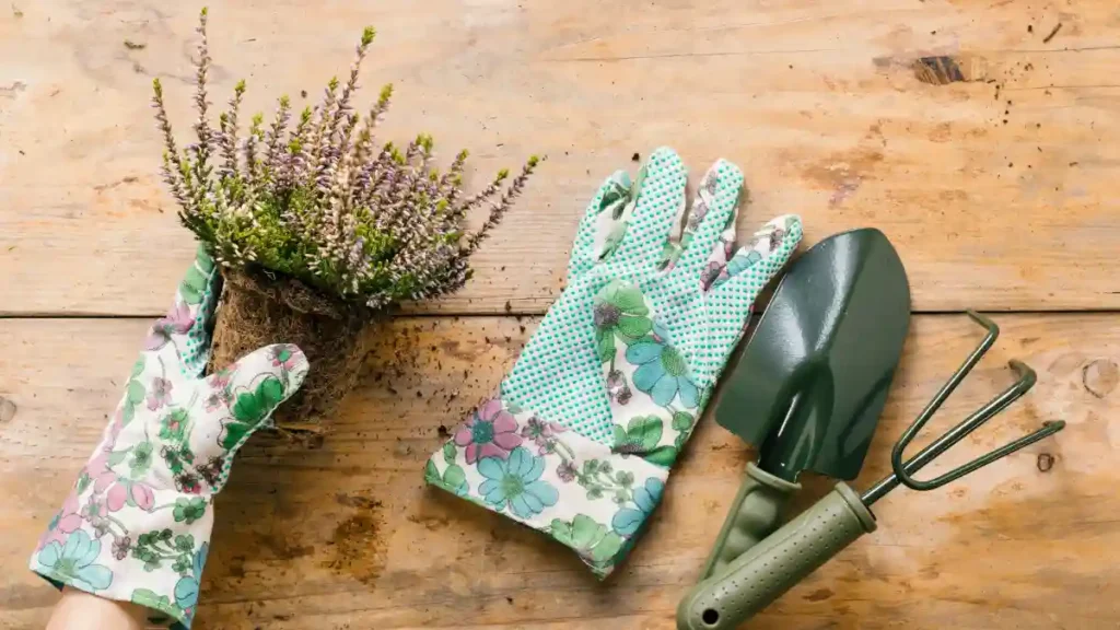 Gardening gloves